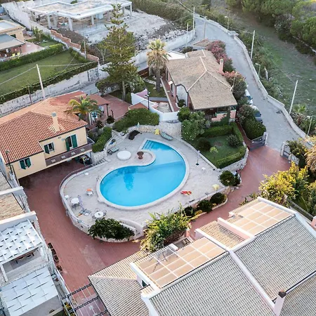 Fronte Spiaggia Zoe Villa