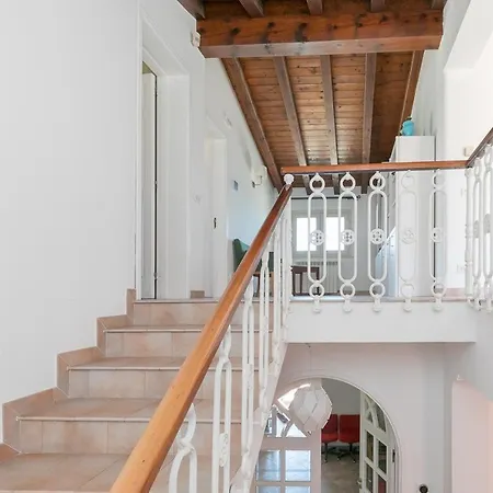 Fronte Zoe Villa *